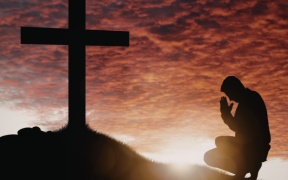 Veja com Jose Eduardo Oliveira e Silva qual é o verdadeiro sentido de ajoelhar-se diante de Deus como gesto de fé e humildade. Conteúdo de Jose Eduardo De Oliveira e Silva.