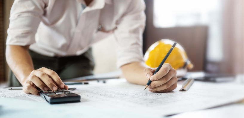 Alex Nabuco Dos Santos explica como a qualidade técnica pode se tornar uma estratégia de venda sustentável no mercado imobiliário, agregando valor real aos empreendimentos.