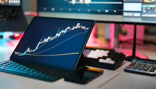 Andre de Barros Faria analisa como a tecnologia pode atuar como vetor de inclusão econômica e social, ampliando oportunidades e reduzindo desigualdades estruturais.